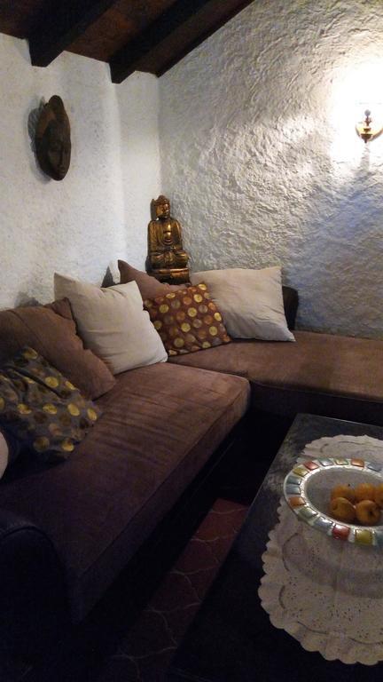 Chambres D'Hotes Chez Pierrot Et Flo Vugelles-La Mothe Εξωτερικό φωτογραφία