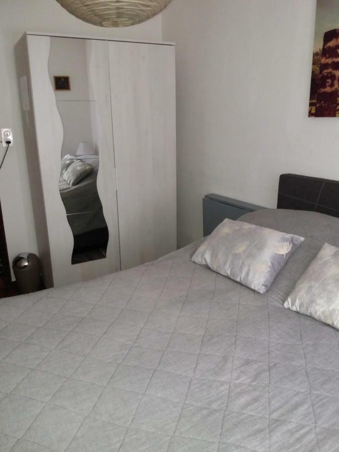Chambres D'Hotes Chez Pierrot Et Flo Vugelles-La Mothe Εξωτερικό φωτογραφία